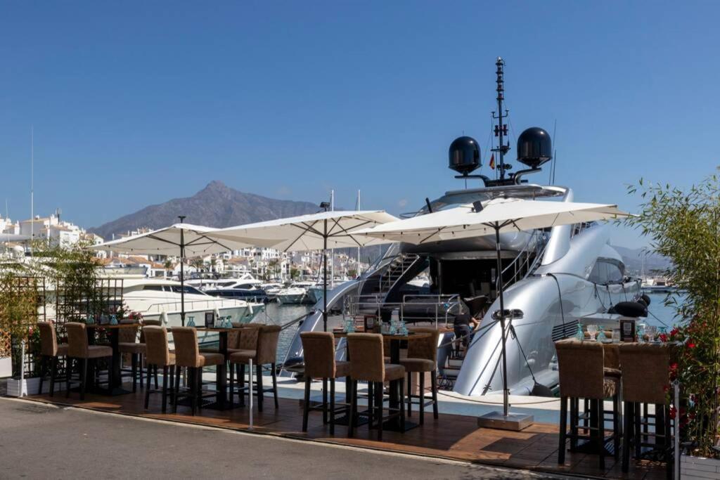 Puerto Banus Second Line, Luxury Apartement Marbella Exteriör bild