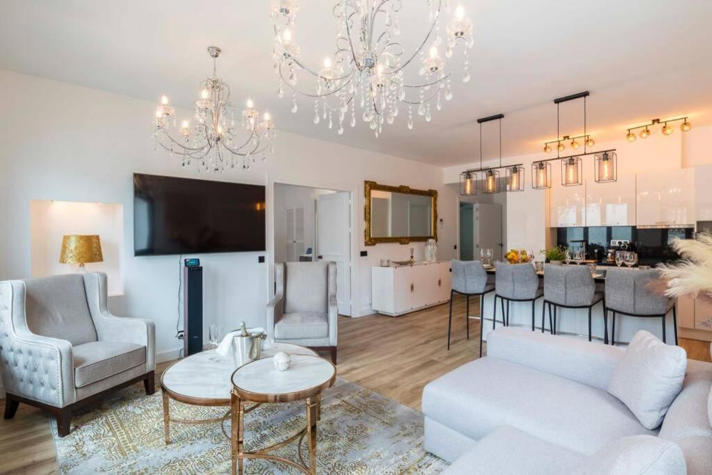 Puerto Banus Second Line, Luxury Apartement Marbella Exteriör bild